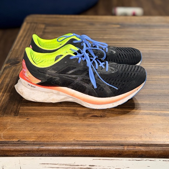 Asics Other - Asics Novablast 4